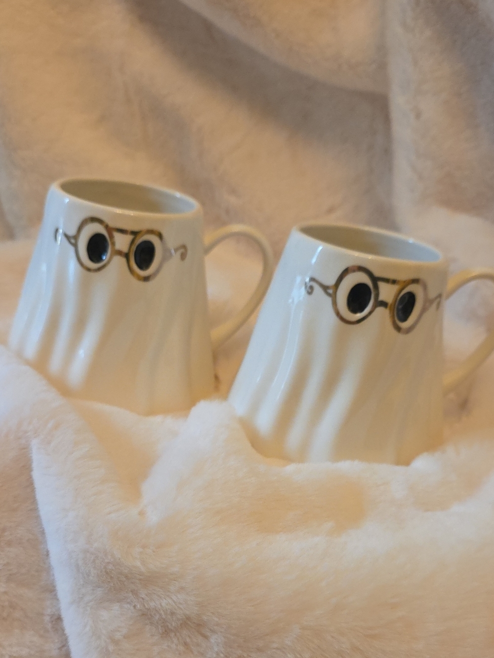 Anthropologie Mud Fairy Gold Ghost Mugs Set of 2 Halloween NEW
